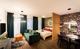 Green Garden Sauna Apartment